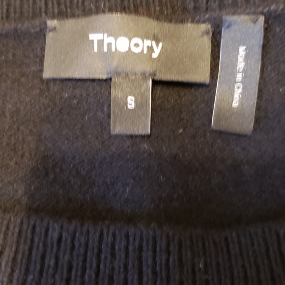Theory Cashmere New York Sweater - Picture 7 of 7